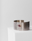 REPTILIA MEDIUM CUFF · SILVER AND NATURAL GEMSTONES