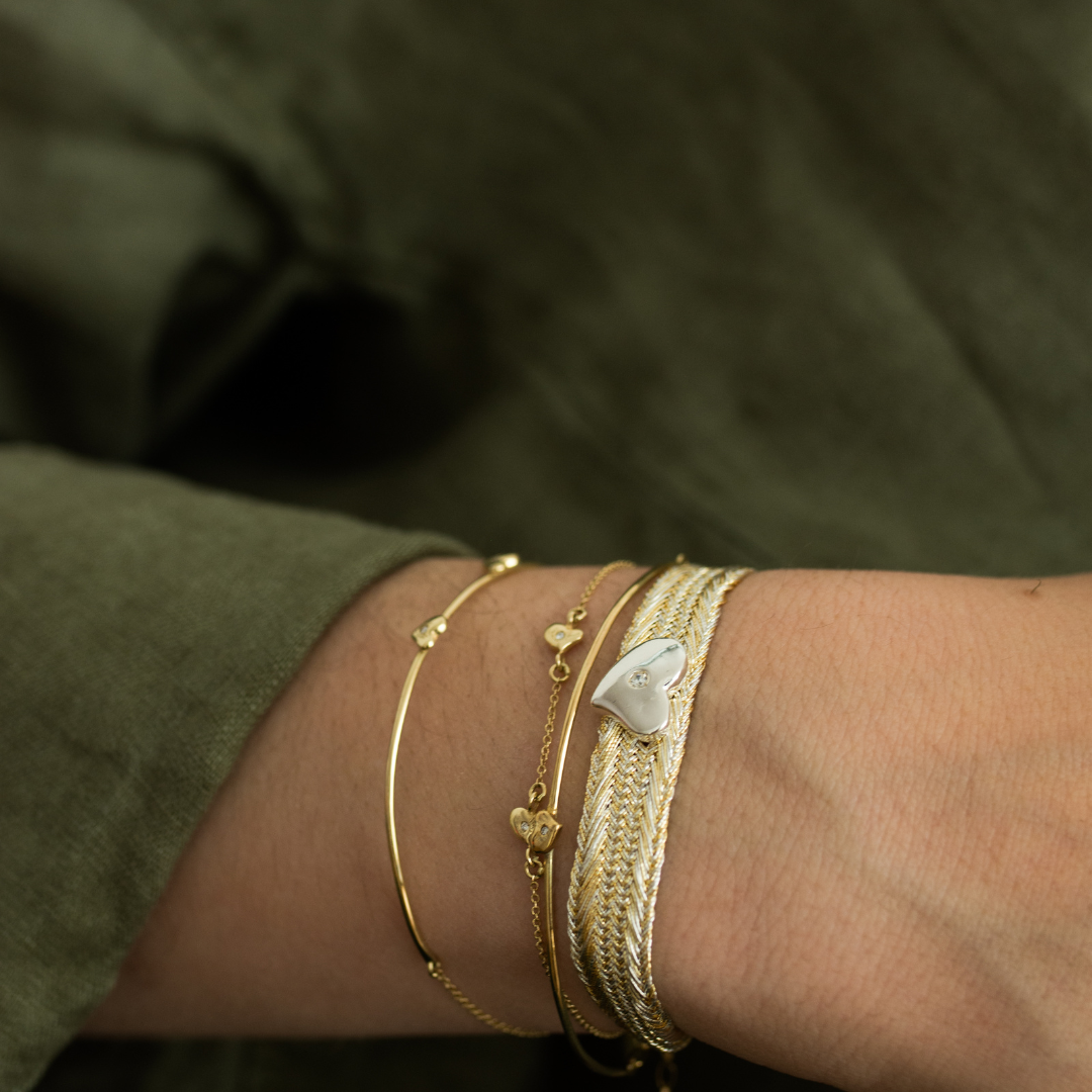 sfifa-bracelet-silver-on-wrist-handmade-jewelry3.png