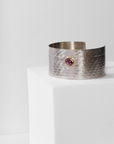 REPTILIA MEDIUM CUFF · SILVER AND NATURAL GEMSTONES