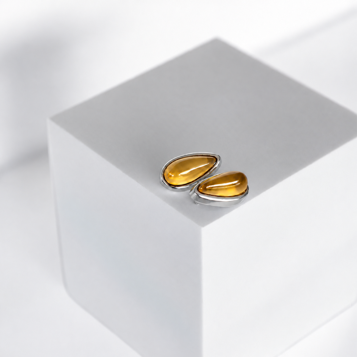 CHROMA EARRINGS