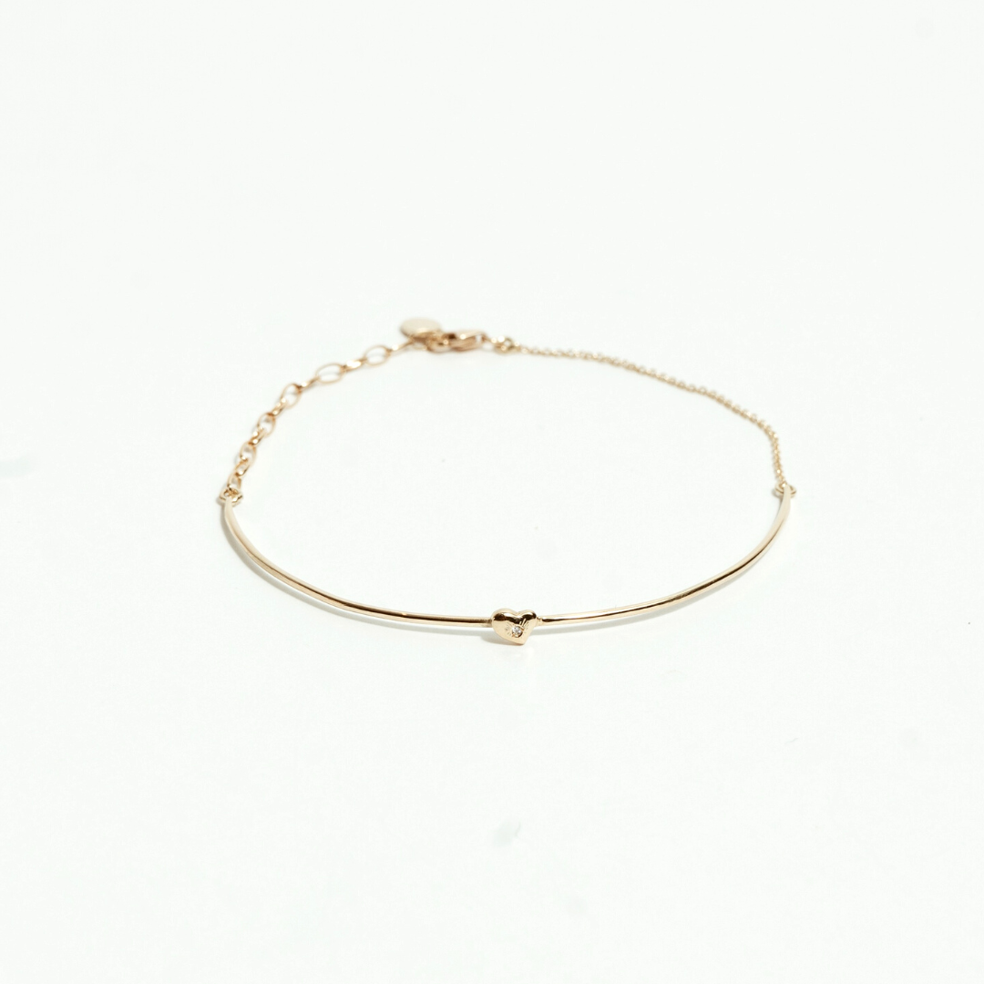 les-amours-bracelet-14k-gold-recycled-diamonds-front.png