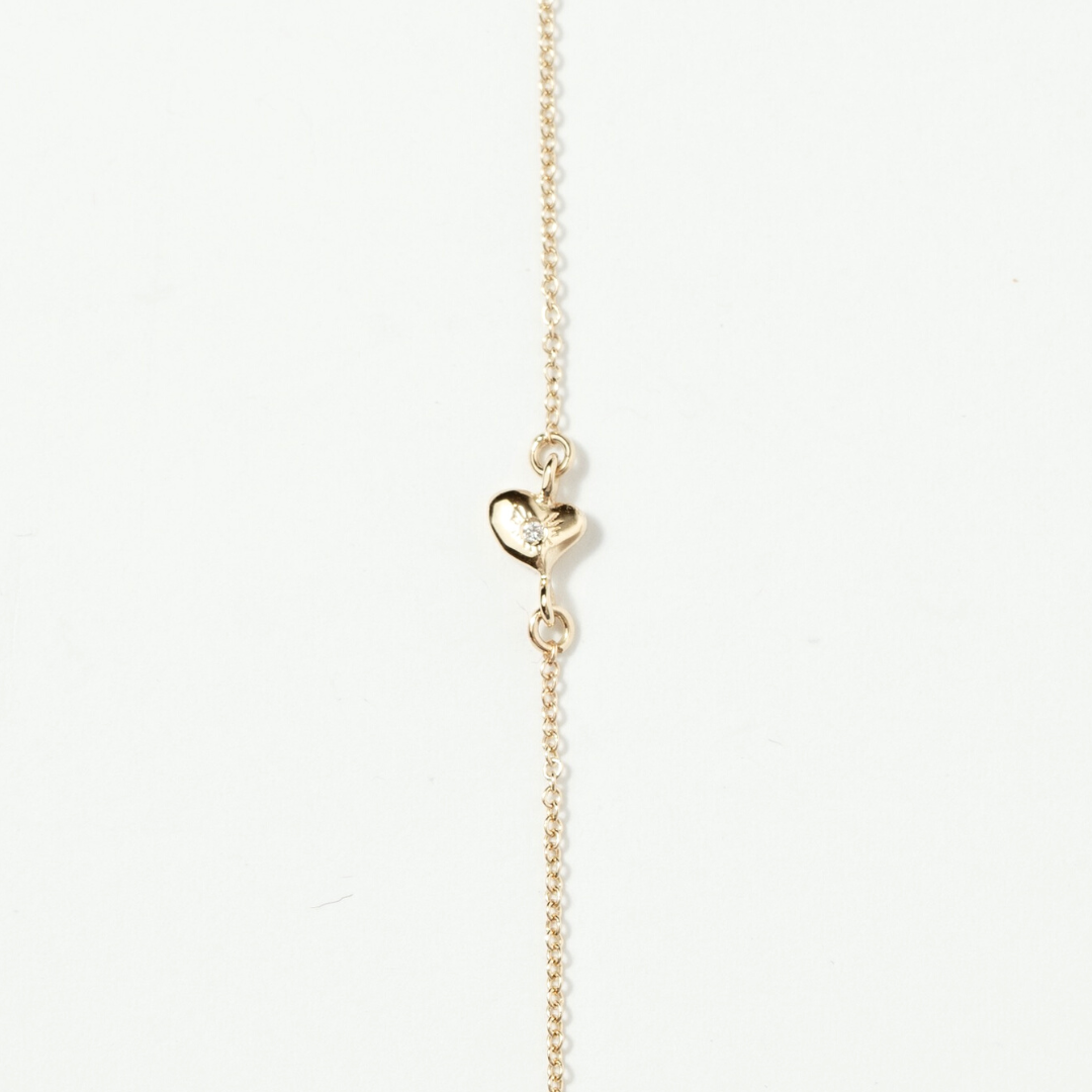 gold-chain-bracelet-hearts-diamonds-detail2.png